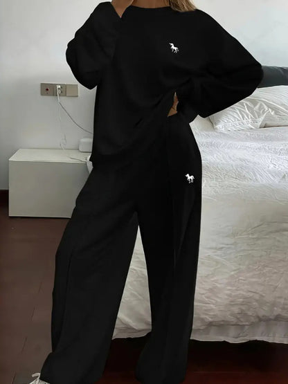 Casual Sweatshirt and Sweatpants Set