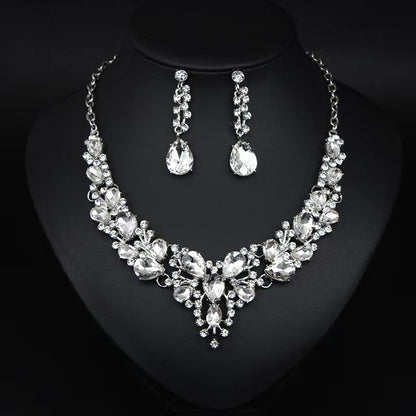 Elegant Rhinestone Teardrop Necklace and Earrings
