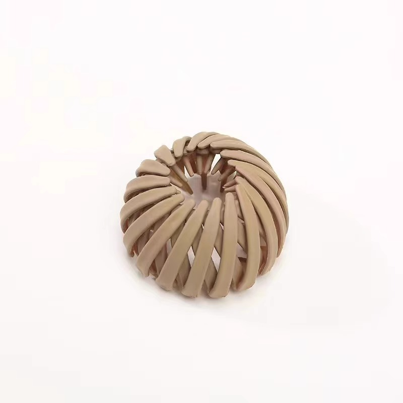 Retractable Hair Bun Maker Clip