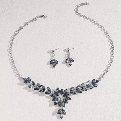 Vintage Floral Alloy Necklace and Earrings Set