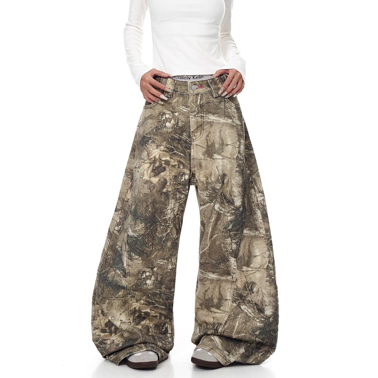 American Street Letter Embroidery Branch Camouflage Jeans for Men and Women Drip Depot